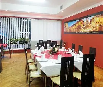 Hotel Seven