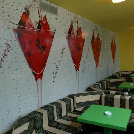 Seven Ξενοδοχείο