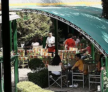 Seven Hotel 3*
