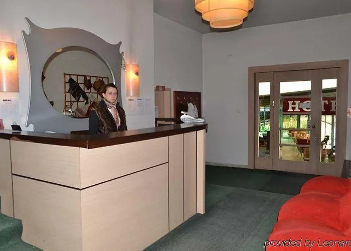 Seven 酒店 地拉那