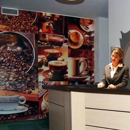 Seven 酒店 地拉那